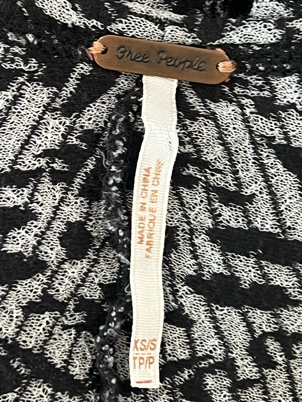 Free People Black & White Open-Front Fringe Kimono Sweater - Picture 3 of 5